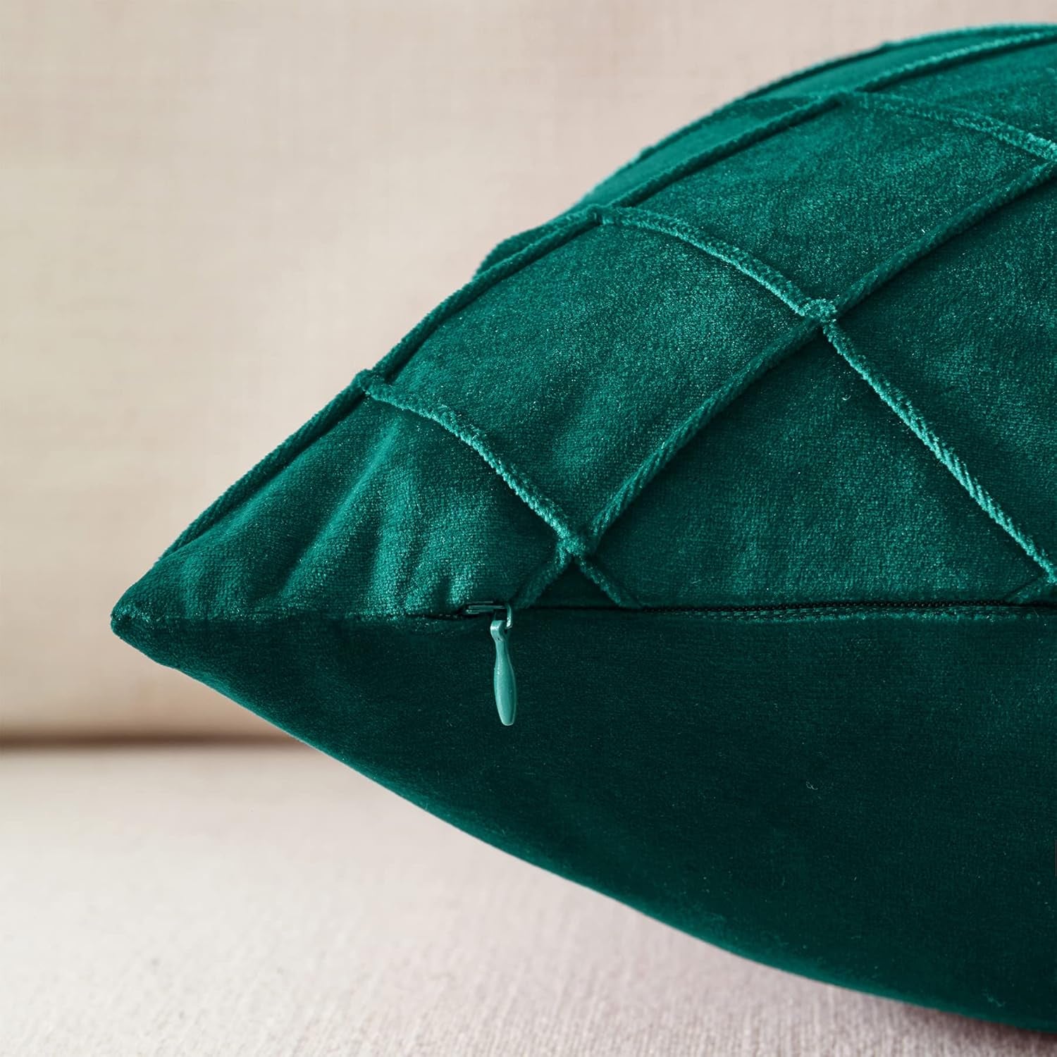 Pack of 2 Velvet Throw Pillows Sofa Decorative Christmas Throw Pillow Covers 16X16 Soft Solid Cushion Case for Bedroom Car Outdoors